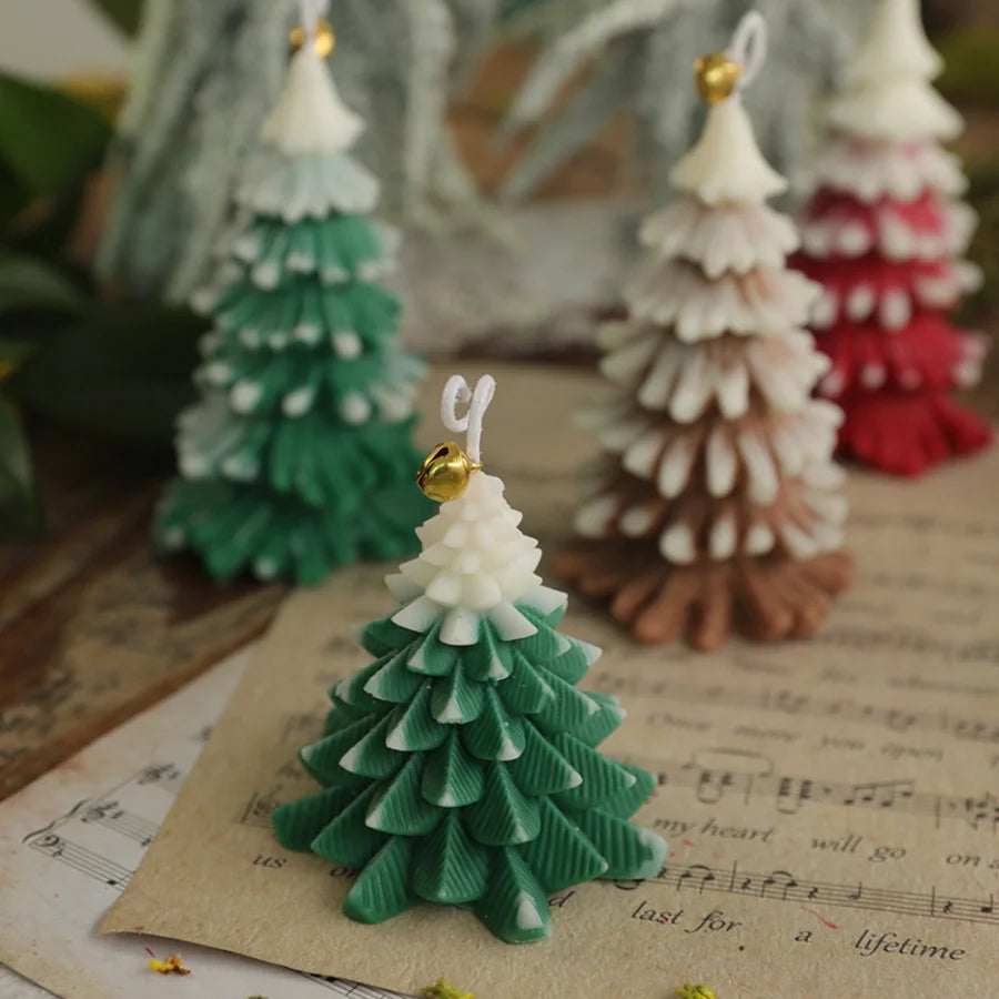 1pc Handmade Christmas Tree Soy Wax Candle with Bell Decor - 6 Hours Long Lasting, for Xmas Party Home Decor & Holiday Gift